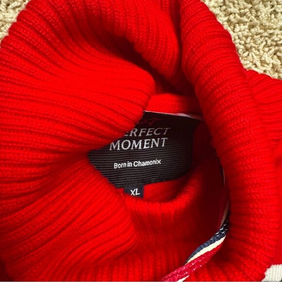 Perfect Moment Apres Ski Sweater XL Merino Wool Base Layer Red White XL NWT - Picture 7 of 9